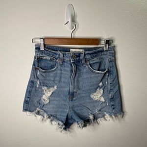 Abercrombie & Fitch Distressed High Rise Mom Short Spring Break Summer Beach